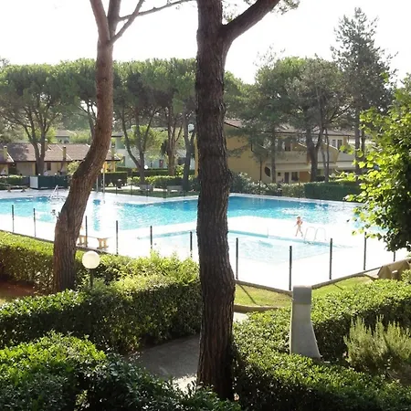 Bright Flat With Garden And Pool * Bibione