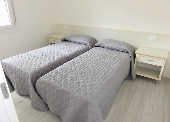 Bright Flat With Garden And Pool Апартаменты Бибионе